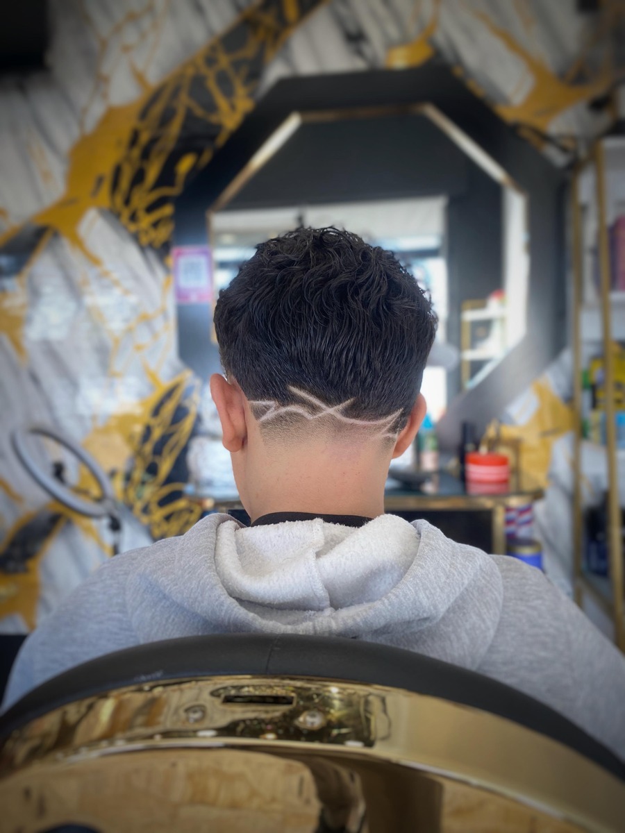 Taglio capelli uomo